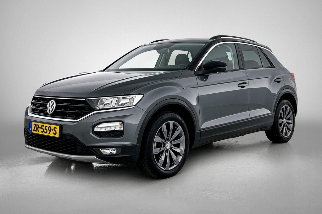 Volkswagen T-Roc 1.0 TSI Sport (VIRTUAL COCKPIT, ELEKT. ACHTERKLEP, NAVIGATIE , PARKEERSENSOREN, 1e EIGENAAR, GOED ONDERHOUDEN) 46768596-0.jpg | Autocentrum Brabant Breda