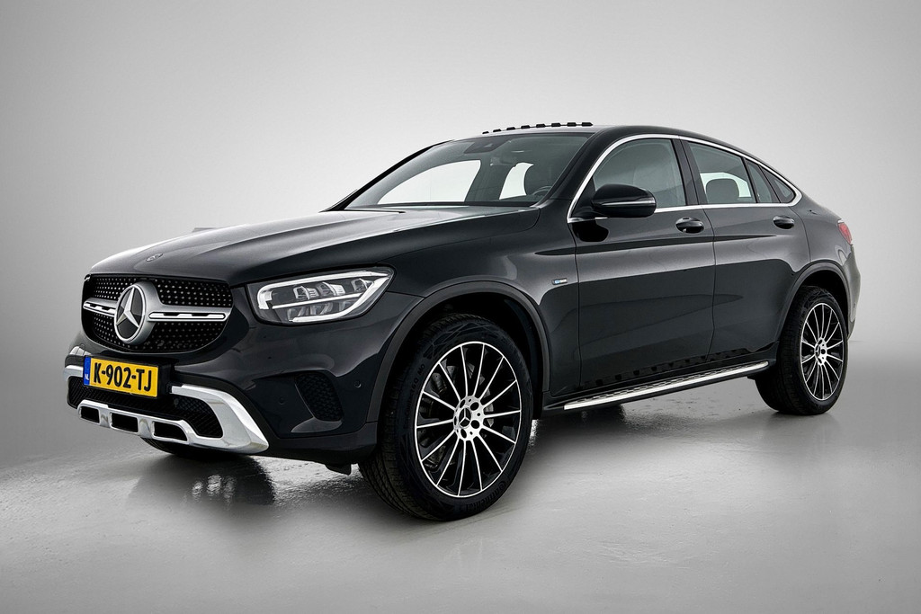 Mercedes-Benz GLC Coupé 300e 4MATIC Premium(Dealer OnderH, Panorama, SfeerVerlichting, StoelV, Navi, Camera, Etc) 46825479-0.jpg | Autocentrum Brabant Breda