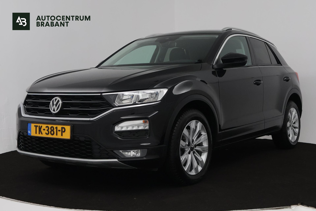 Volkswagen T-Roc 1.0 TSI Style (DIGITALE COCKPIT, PARKEERSENSOREN, CRUISE CONTROL ADAPTIEF, CARPLAY NAVIGATIE, NL-AUTO) 46950284-0.jpg | Autocentrum Brabant Breda