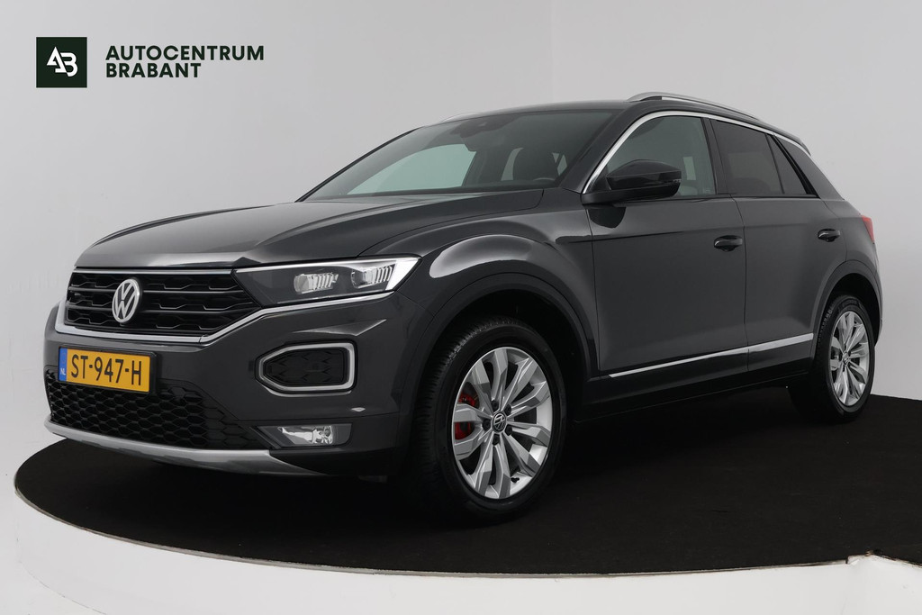 Volkswagen T-Roc 1.5 TSI Sport (TREKHAAK, DIGITALE COCKPIT, STOELVERWARMING, AUTOMAAT, ACHTERUITRIJCAMERA, SFEERVERLICHTING) 46980835-0.jpg | Autocentrum Brabant Breda