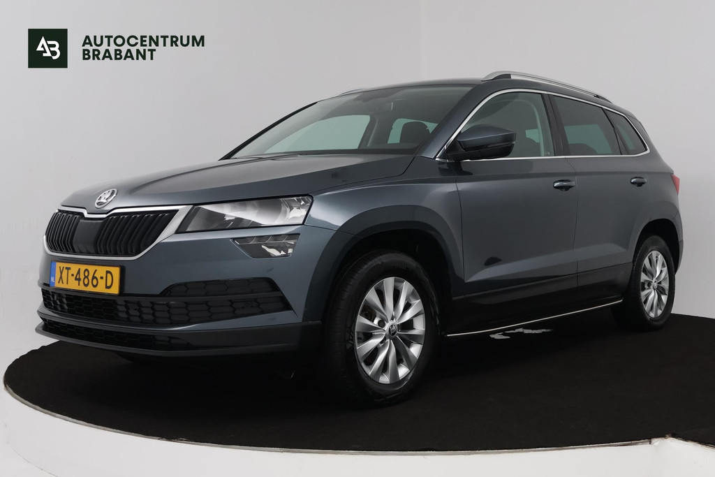 Škoda Karoq 1.0 TSI Clever Edition (DIGITALE COCKPIT, STOELVERWARMING, ACHTERUITRIJCAMERA, AUTOMAAT, CRUISE CONTROL) 47015122-0.jpg | Autocentrum Brabant Breda