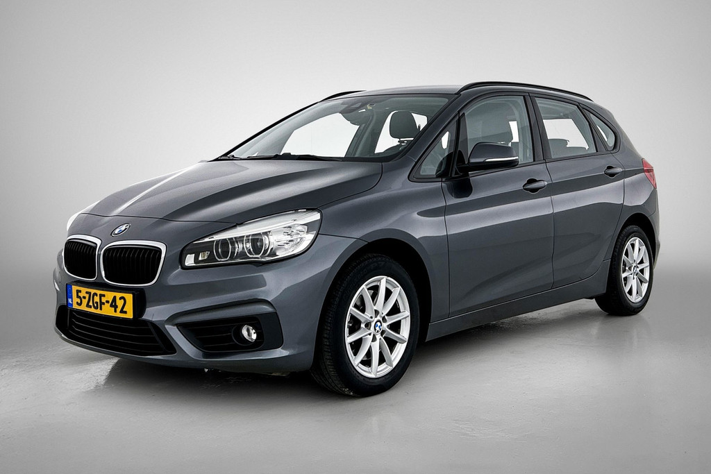 BMW 2 Serie Active Tourer 220i Executive (NL-auto, Trekhaak, Navi, Sportstoelen, Climate Con, Parkeersensoren, Etc) 47088452-0.jpg | Autocentrum Brabant Breda