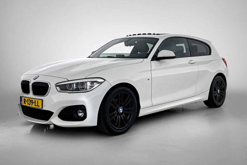 BMW 1-serie 116i M Sport (Panorama, Navi, StoelV, Navi, Parkeersensoren, Leer, Etc) 47121492-0.jpg | Autocentrum Brabant Breda