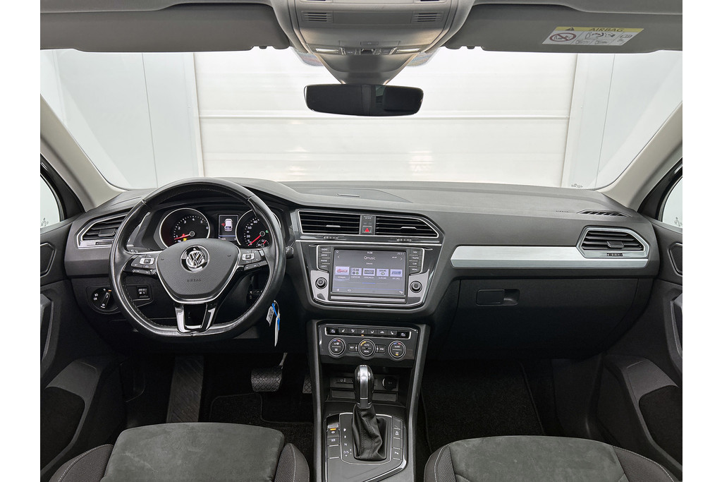 Volkswagen Tiguan 1.4 TSI ACT Comfortline | 150PK | PANO | 1e eigenaar | NL-Auto | Massage | StoelverW | ETC 47175845-1.jpg | Autocentrum Brabant Breda