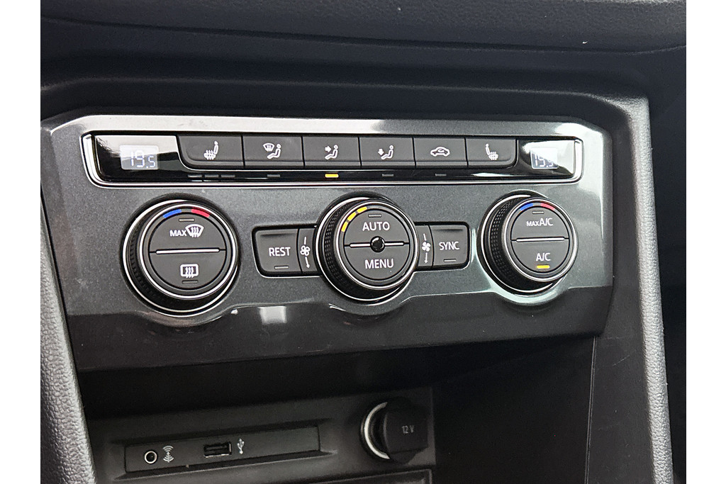 Volkswagen Tiguan 1.4 TSI ACT Comfortline | 150PK | PANO | 1e eigenaar | NL-Auto | Massage | StoelverW | ETC 47175845-5.jpg | Autocentrum Brabant Breda