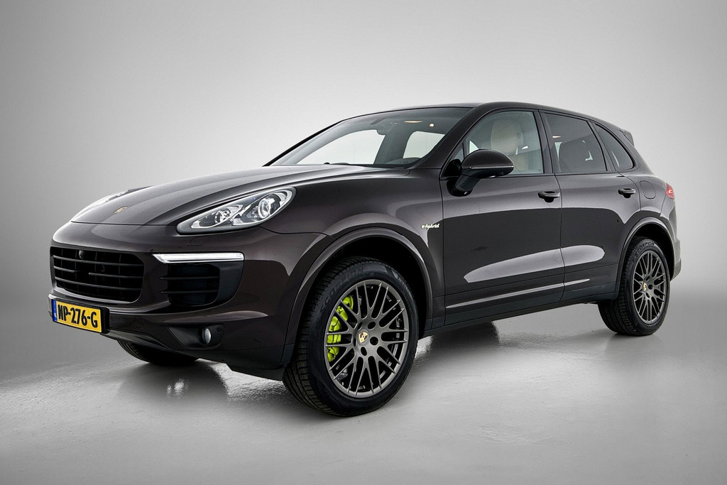 Porsche Cayenne 3.0 S E-Hybrid Platinum Edition(NL-auto, Perfect onderH, Trekhaak, Stoel Koeling, 360 Camera, Comfort Stoelen,Etc) 47229976-0.jpg | Autocentrum Brabant Breda