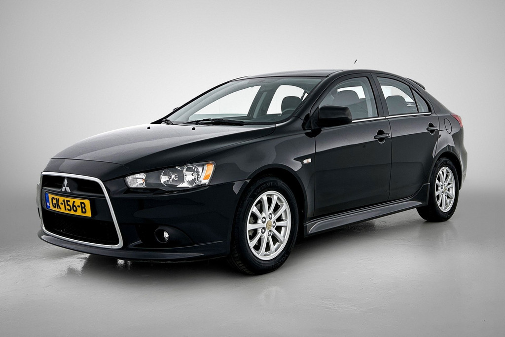 Mitsubishi Lancer Sportback 1.6 Limited Edition(NL-auto, Zeer goed OnderH, Parkeersensoren, Etc) 47367518-0.jpg | Autocentrum Brabant Breda