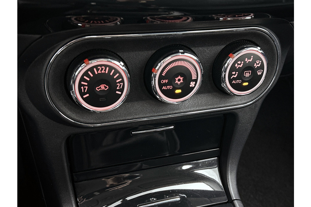 Mitsubishi Lancer Sportback 1.6 Limited Edition(NL-auto, Zeer goed OnderH, Parkeersensoren, Etc) 47367518-18.jpg | Autocentrum Brabant Breda