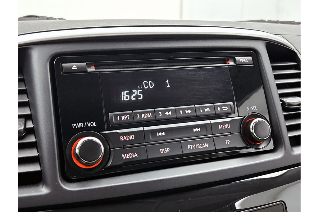 Mitsubishi Lancer Sportback 1.6 Limited Edition(NL-auto, Zeer goed OnderH, Parkeersensoren, Etc) 47367518-28.jpg | Autocentrum Brabant Breda