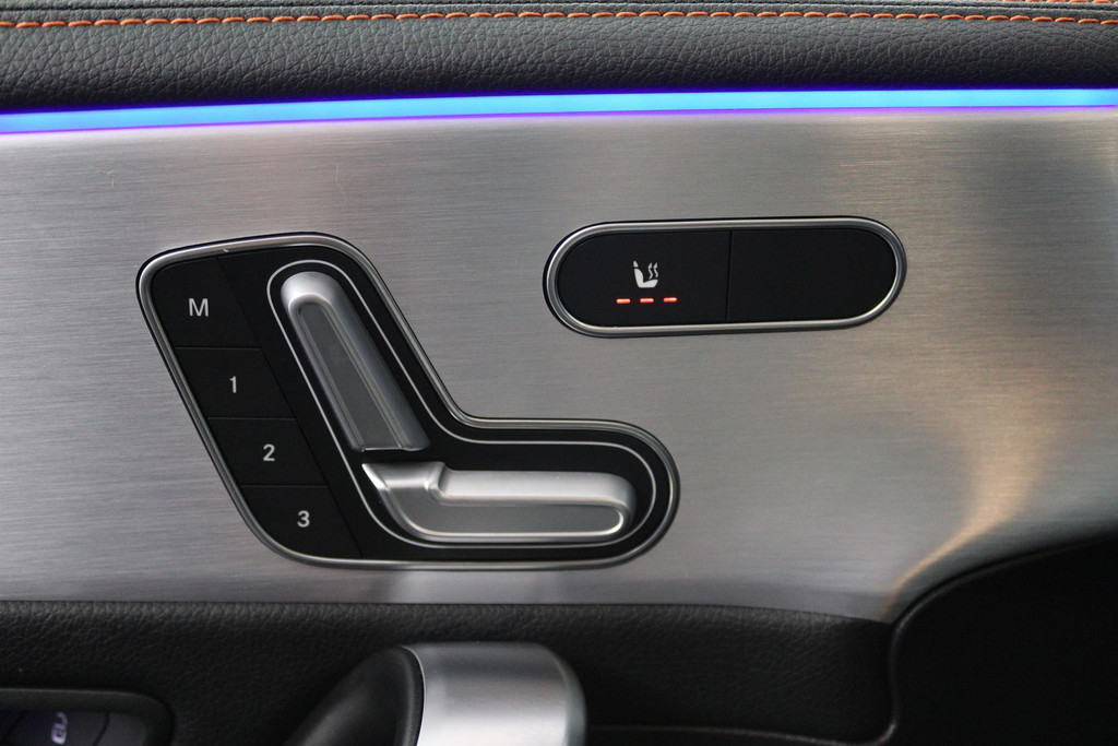 Mercedes-Benz CLA-Klasse Shooting Brake 200 Premium Plus (PANORAMADAK, EDITION, STOELVERWARMING, SFEERVERLICHTING, ELEKTR STOELEN) 47391080-5.jpg | Autocentrum Brabant Breda