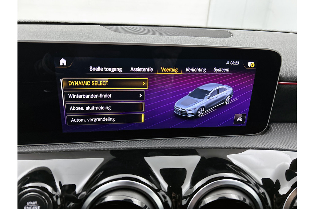 Mercedes-Benz A-Klasse 200 Business Solution AMG(NL-auto, Dealer onderhoud, Trekhaak, Navi, Camera, StoelV, Etc) 47401230-26.jpg | Autocentrum Brabant Breda