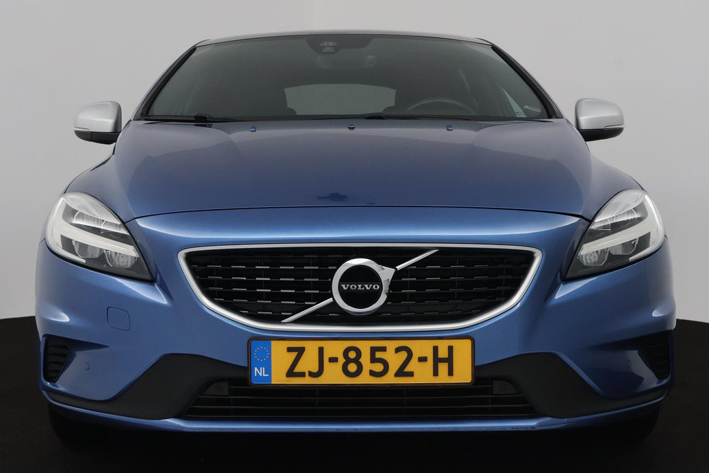 Volvo V40 1.5 T3 Polar+ Sport (STOELVERWARING, ACHTERUITRIJCAMERA, CRUISE CONTROL, PARKEERSENSOREN, NAVIGATIE, NL-AUTO) 47432719-15.jpg | Autocentrum Brabant Breda