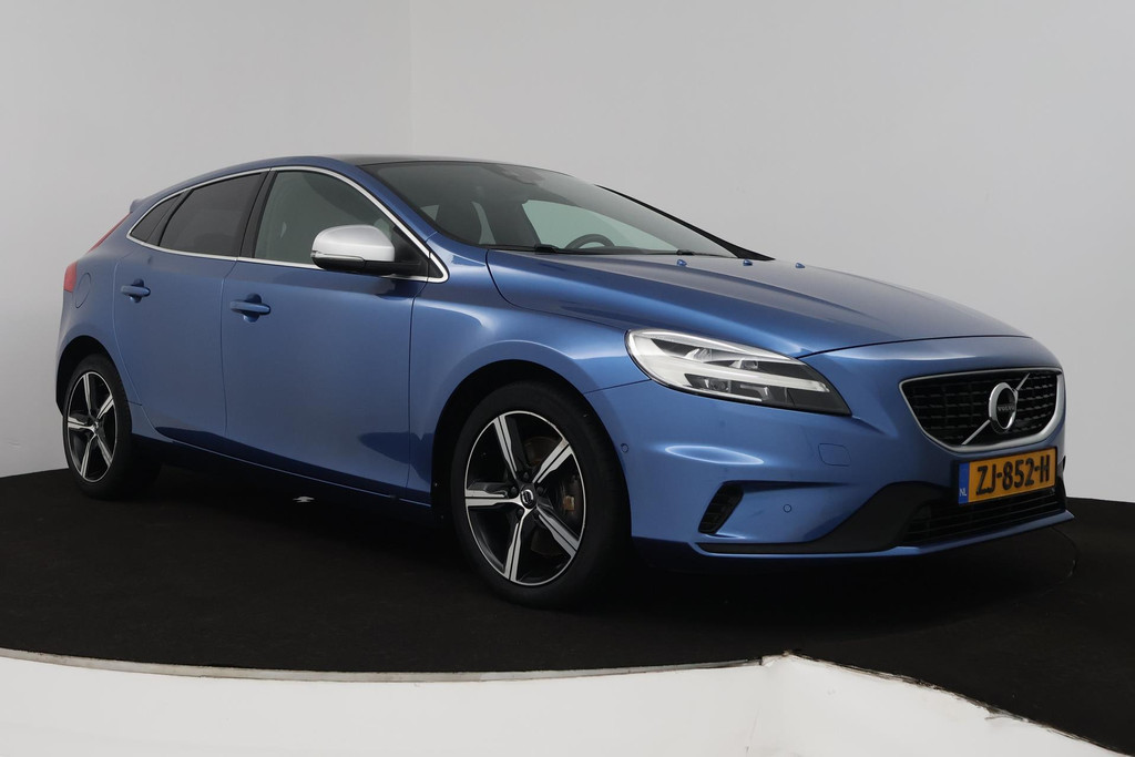 Volvo V40 1.5 T3 Polar+ Sport (STOELVERWARING, ACHTERUITRIJCAMERA, CRUISE CONTROL, PARKEERSENSOREN, NAVIGATIE, NL-AUTO) 47432719-19.jpg | Autocentrum Brabant Breda