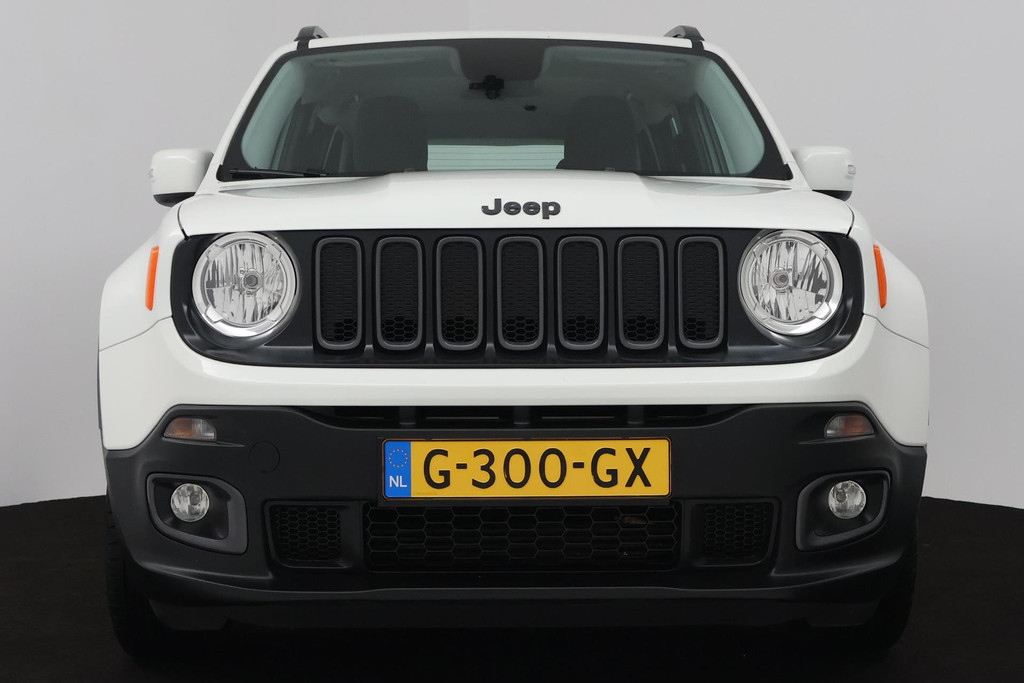 Jeep Renegade 1.4 MultiAir Night Eagle (PARKEERSENSOREN, BLUETOOTH, CRUISE CONTROL, NAVIGATIE) 47472418-16.jpg | Autocentrum Brabant Breda