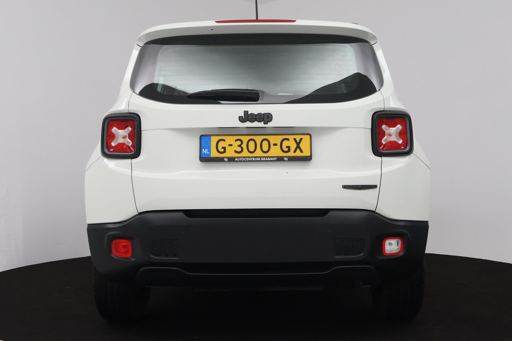 Jeep Renegade 1.4 MultiAir Night Eagle (PARKEERSENSOREN, BLUETOOTH, CRUISE CONTROL, NAVIGATIE) 47472418-8.jpg | Autocentrum Brabant Breda