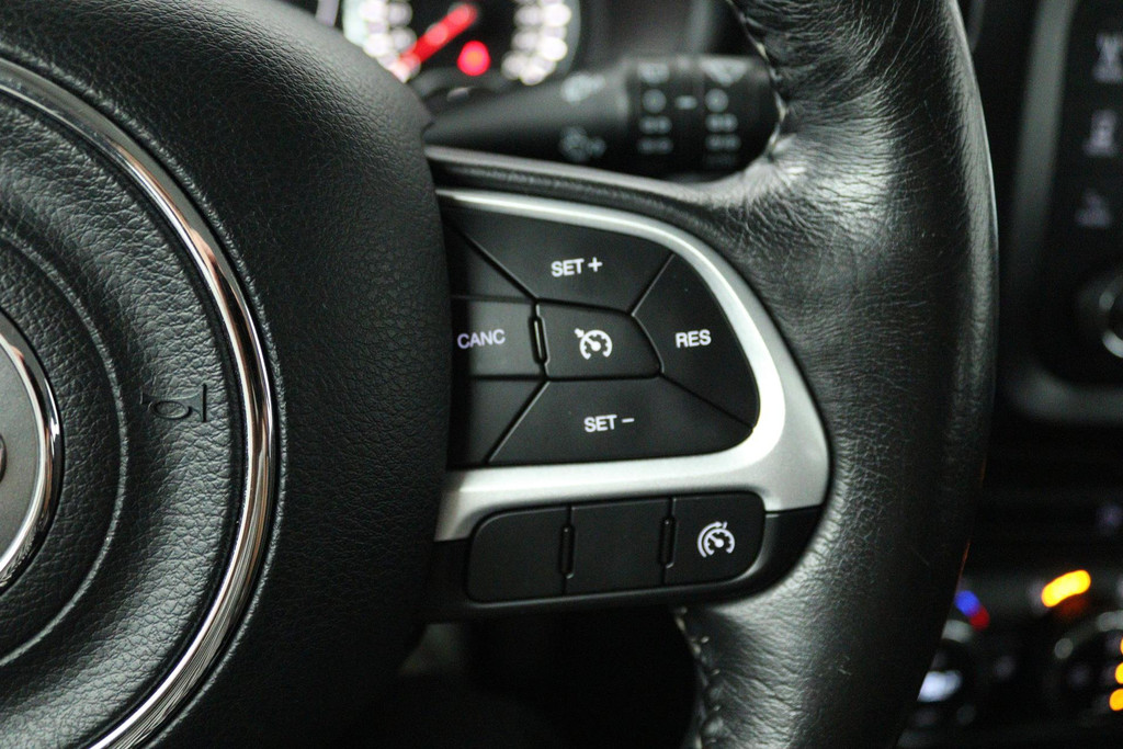 Jeep Renegade 1.4 MultiAir Night Eagle (PARKEERSENSOREN, BLUETOOTH, CRUISE CONTROL, NAVIGATIE) 47472418-9.jpg | Autocentrum Brabant Breda