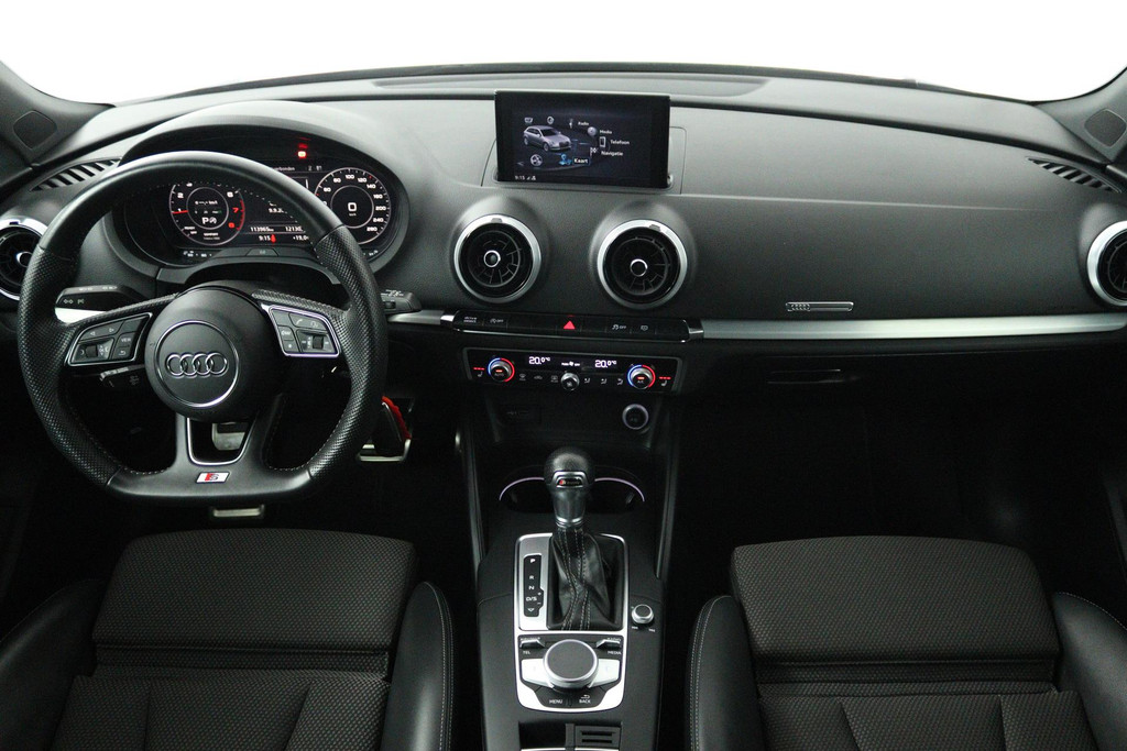 Audi A3 Sportback 35 TFSI CoD Advance Sport (STOELVERWARMING, DIGITALE COCKPIT, AUTOMAAT, NAVIGATIE, PARKEERSENSOREN) 47493561-3.jpg | Autocentrum Brabant Breda