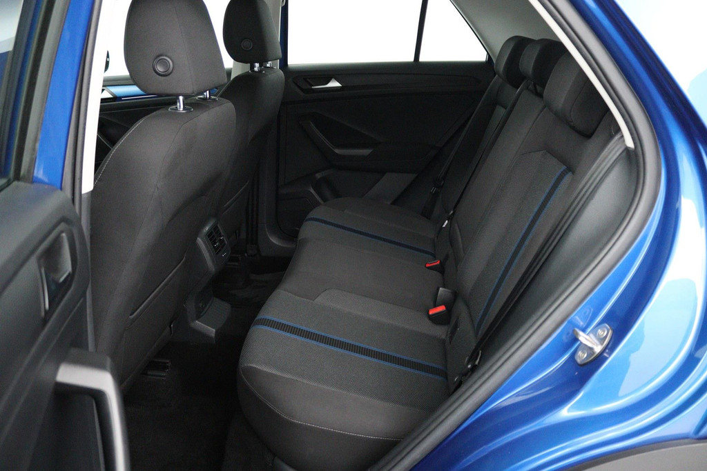 Volkswagen T-Roc 1.5 TSI Sport (NAVIGATIE, CLIMA, PARKEERSENSOREN, STOELVERWARMING, GOED ONDERHOUDEN) 47506576-22.jpg | Autocentrum Brabant Breda