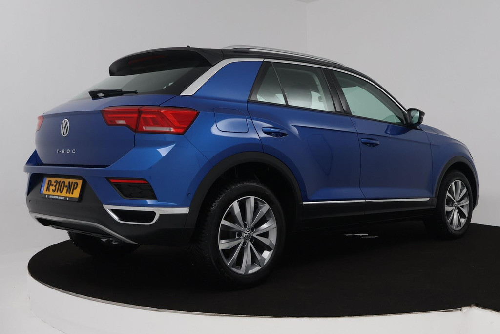 Volkswagen T-Roc 1.5 TSI Sport (NAVIGATIE, CLIMA, PARKEERSENSOREN, STOELVERWARMING, GOED ONDERHOUDEN) 47506576-9.jpg | Autocentrum Brabant Breda