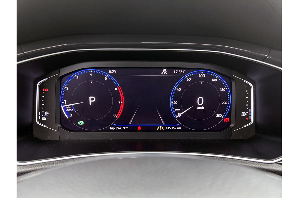 Volkswagen T-Roc 2.0 TSI 4Motion Sport (PANORAMADAK, AFNEEMBARE TREKHAAK, CAMERA, DIGITALE COCKPIT, DEALER ONDERHOUDEN) 47533987-13.jpg | Autocentrum Brabant Breda