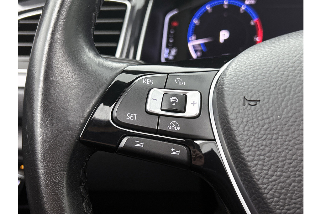 Volkswagen T-Roc 2.0 TSI 4Motion Sport (PANORAMADAK, AFNEEMBARE TREKHAAK, CAMERA, DIGITALE COCKPIT, DEALER ONDERHOUDEN) 47533987-5.jpg | Autocentrum Brabant Breda