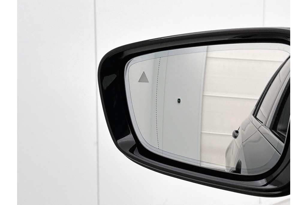 BMW 3 Serie Touring 330i M-SPORT Business Edition Plus(Dealer OnderH, Navi, Camera, Lane Assist, Active Cruise, PDC V+A Etc) 47539406-26.jpg | Autocentrum Brabant Breda