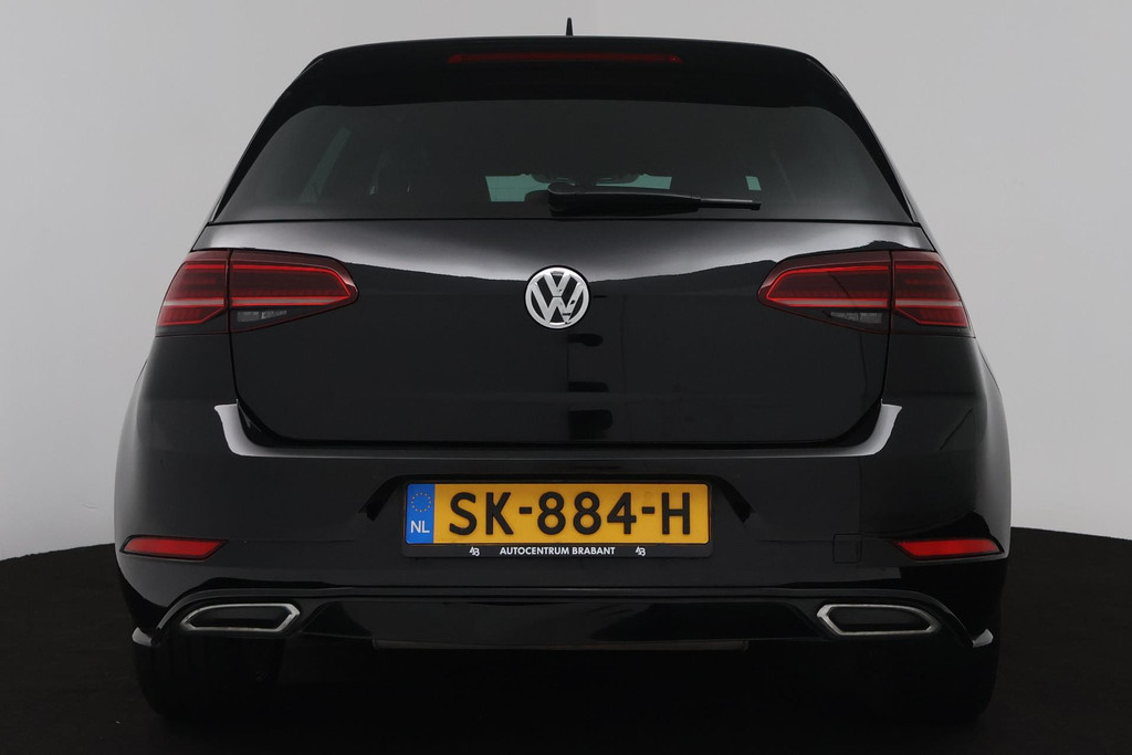 Volkswagen Golf 1.0 TSI Highline Business R (DIGITALE COCKPIT, STOELVERWARMING, PARKEERSENSOREN, CRUISE CONTROL ADAPTIEF) 47675069-8.jpg | Autocentrum Brabant Breda
