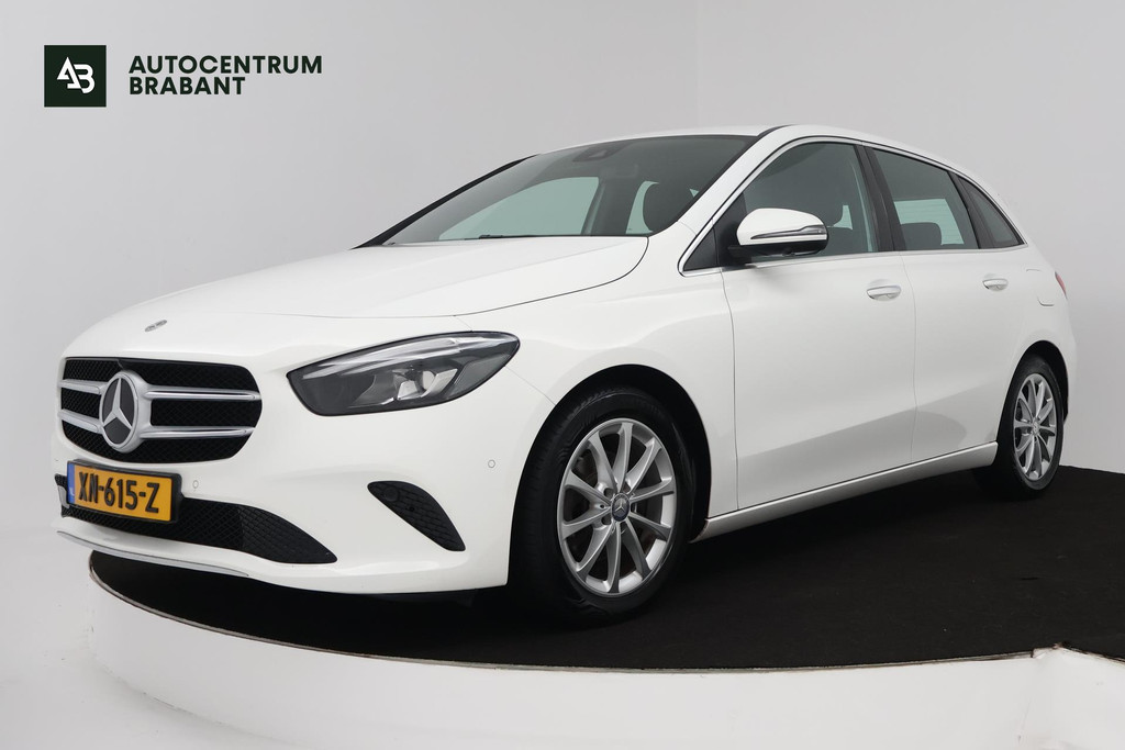 Mercedes-Benz B-Klasse 180 Launch Edition Premium Automaat (SFEERVERLICHTING, 360 CAMERA, STOELVERWARMING, GOED ONDERHOUDEN) 47857852-0.jpg | Autocentrum Brabant Breda