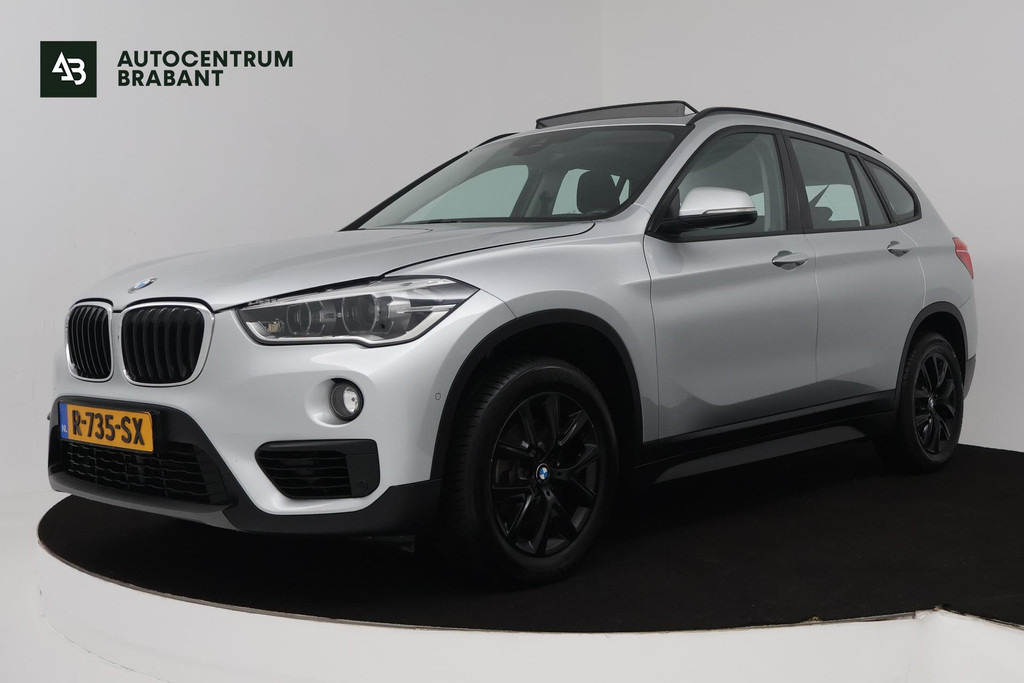 BMW X1 SDrive18i (PANORAMADAK, TREKHAAK, STOELVERWARMING, NAVIGATIE, DEALER ONDERHOUDEN) 48187229-0.jpg | Autocentrum Brabant Breda