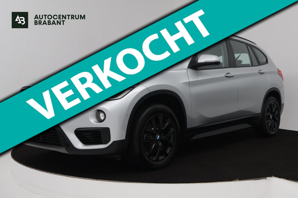 BMW X1 SDrive18i (PANORAMADAK, TREKHAAK, STOELVERWARMING, NAVIGATIE, DEALER ONDERHOUDEN) 48187229-0.jpg | Autocentrum Brabant Breda