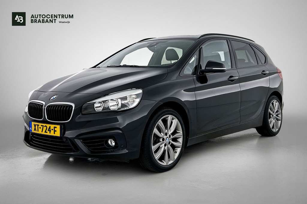 BMW 2 Serie Active Tourer 225i Luxury Automaat (PANORAMADAK, AFNEEMBARE TREKHAAK, STOELVERWARMING, SFEERVERLICHTING) 48567938-0.jpg | Autocentrum Brabant Breda