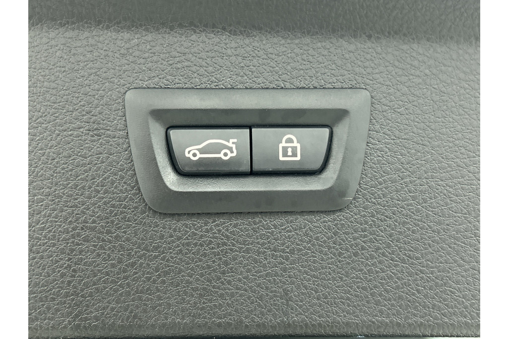 BMW 2 Serie Active Tourer 225i Luxury Automaat (PANORAMADAK, AFNEEMBARE TREKHAAK, STOELVERWARMING, SFEERVERLICHTING) 48567938-13.jpg | Autocentrum Brabant Breda