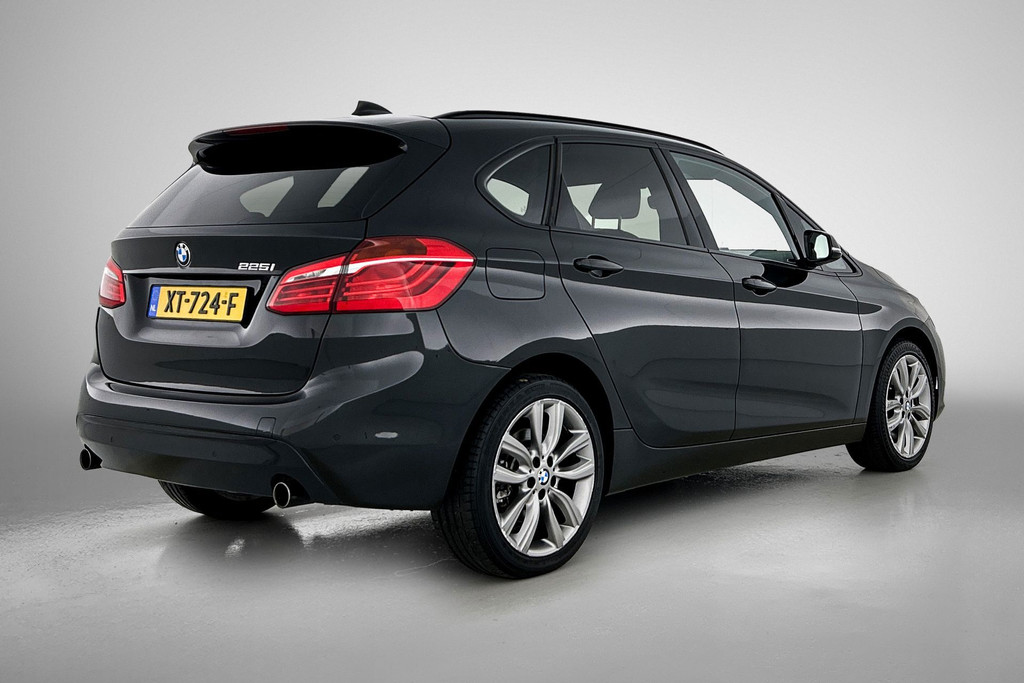 BMW 2 Serie Active Tourer 225i Luxury Automaat (PANORAMADAK, AFNEEMBARE TREKHAAK, STOELVERWARMING, SFEERVERLICHTING) 48567938-21.jpg | Autocentrum Brabant Breda