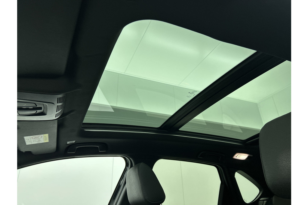 BMW 2 Serie Active Tourer 225i Luxury Automaat (PANORAMADAK, AFNEEMBARE TREKHAAK, STOELVERWARMING, SFEERVERLICHTING) 48567938-3.jpg | Autocentrum Brabant Breda