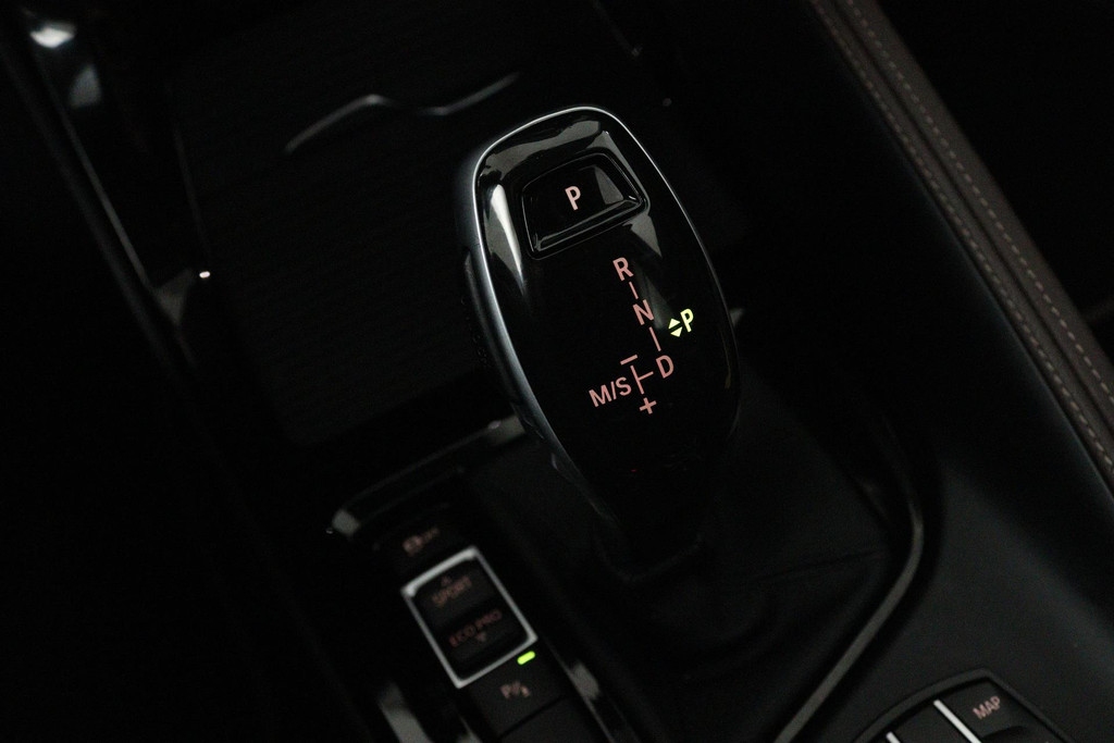 BMW X1 SDrive18i Business Edition (NAVIGATIE, STOELVERWARMING, HEAD-UP, SFEEVERLICHTING, 1e EIGENAAR, DEALER ONDERHOUDEN) 48568073-19.jpg | Autocentrum Brabant Breda