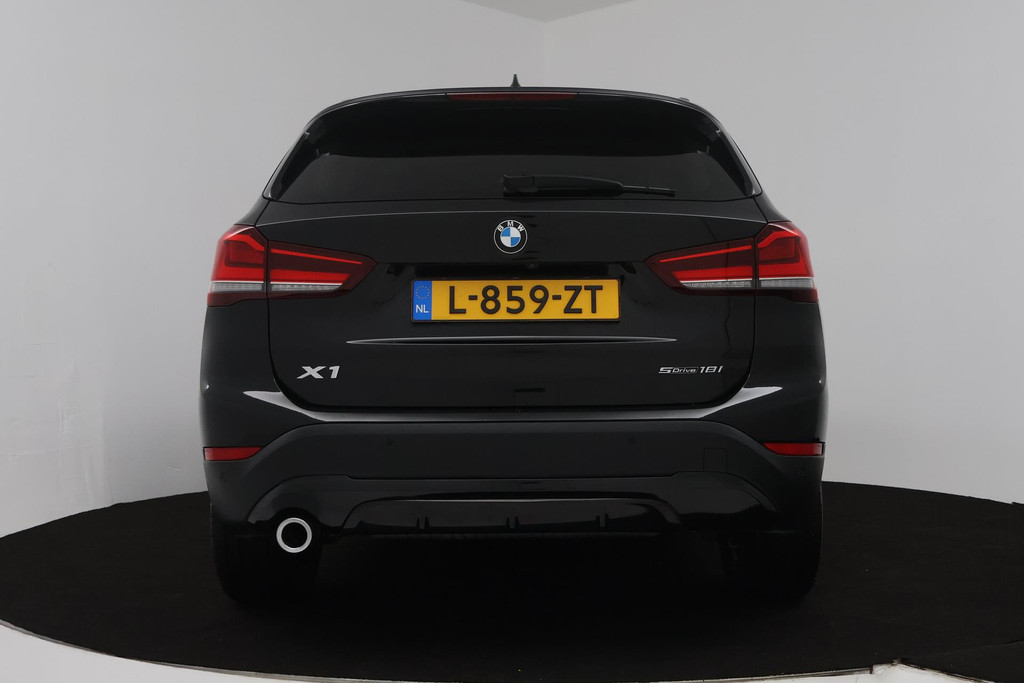 BMW X1 SDrive18i Business Edition (NAVIGATIE, STOELVERWARMING, HEAD-UP, SFEEVERLICHTING, 1e EIGENAAR, DEALER ONDERHOUDEN) 48568073-7.jpg | Autocentrum Brabant Breda