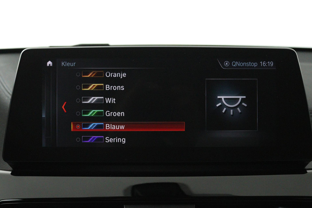 BMW X1 SDrive18i Business Edition (NAVIGATIE, STOELVERWARMING, HEAD-UP, SFEEVERLICHTING, 1e EIGENAAR, DEALER ONDERHOUDEN) 48568073-8.jpg | Autocentrum Brabant Breda