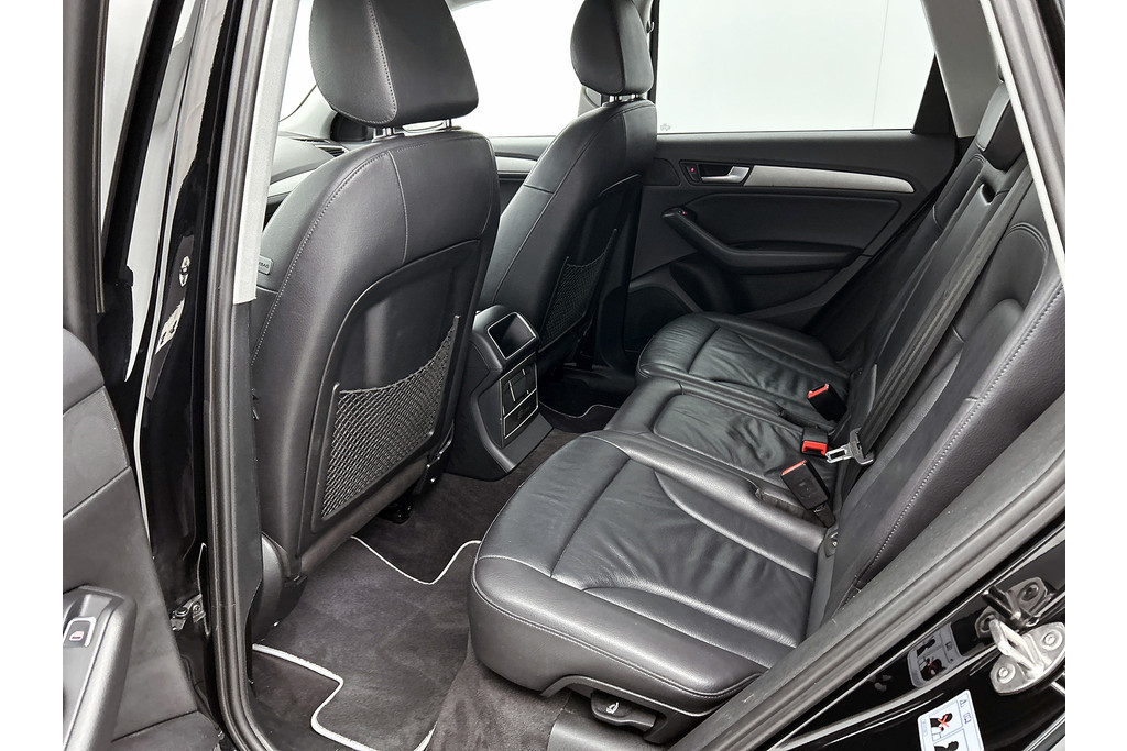 Audi Q5 2.0 TFSI quattro Pro S-Line Plus(Zeer Goed OnderH,Trekhaak, Navi, Parkeersensoren V+A, StoelV, Leer, Etc) 48578604-18.jpg | Autocentrum Brabant Breda