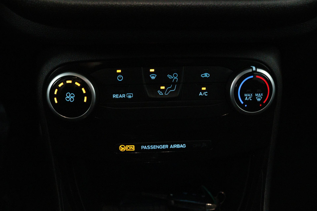 Ford Puma 1.0 EcoBoost Hybrid Titanium (TREKHAAK, PARKEERSENSOREN, NAVIGATIE, LANE-ASSIST) 48591082-17.jpg | Autocentrum Brabant Breda