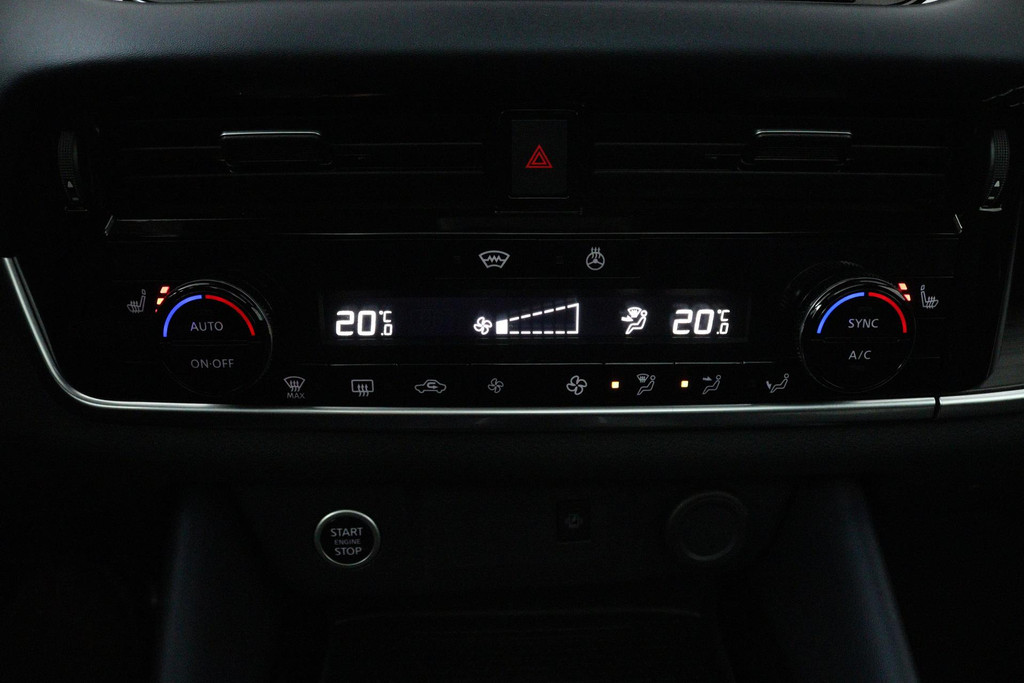 Nissan QASHQAI 1.3 MHEV Xtronic Tekna Plus (PANORAMADAK, TREKHAAK, DIGITALE COCKPIT, CAMERA, STOELVERWARMING, ELEKTR STOELEN) 48591631-12.jpg | Autocentrum Brabant Breda