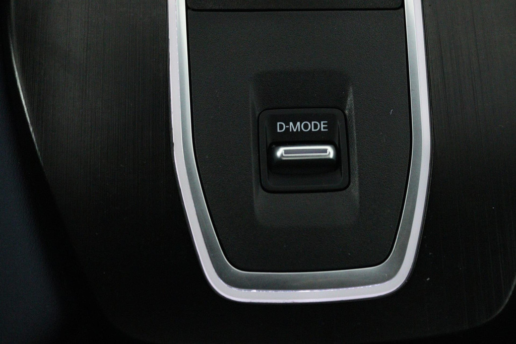 Nissan QASHQAI 1.3 MHEV Xtronic Tekna Plus (PANORAMADAK, TREKHAAK, DIGITALE COCKPIT, CAMERA, STOELVERWARMING, ELEKTR STOELEN) 48591631-17.jpg | Autocentrum Brabant Breda