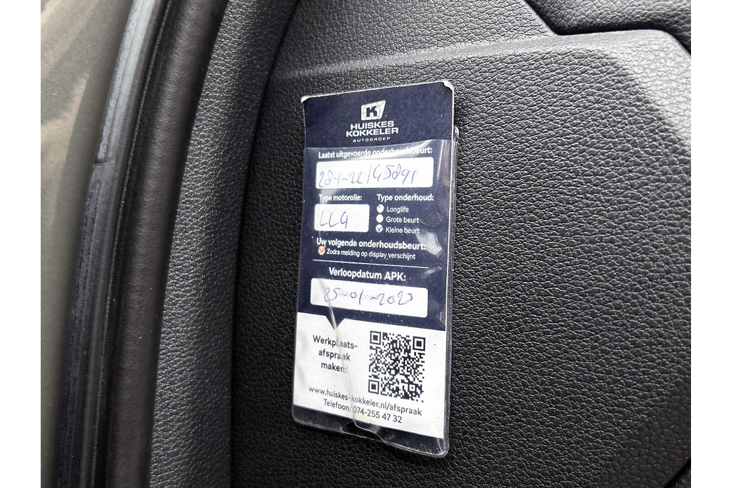 Audi Q3 40 TFSI quattro S Line(NL-auto, Dealer OnderH, Carplay, Digitale Dash, Parkeersensoren V+A, Etc) 48591824-26.jpg | Autocentrum Brabant Breda