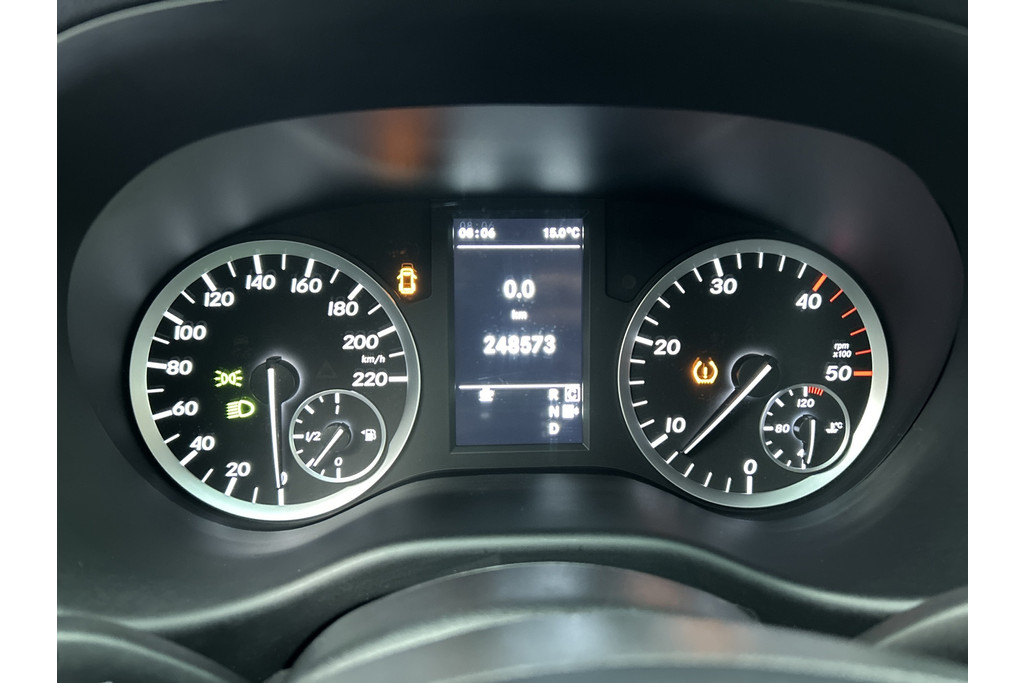Mercedes-Benz Vito 119 CDI BlueTEC | 191PK | BTW | SFEERVER | CAMO GLAS | StoelverW | AchterCAM | TrekH | Cruise | ETC 48612219-8.jpg | Autocentrum Brabant Breda