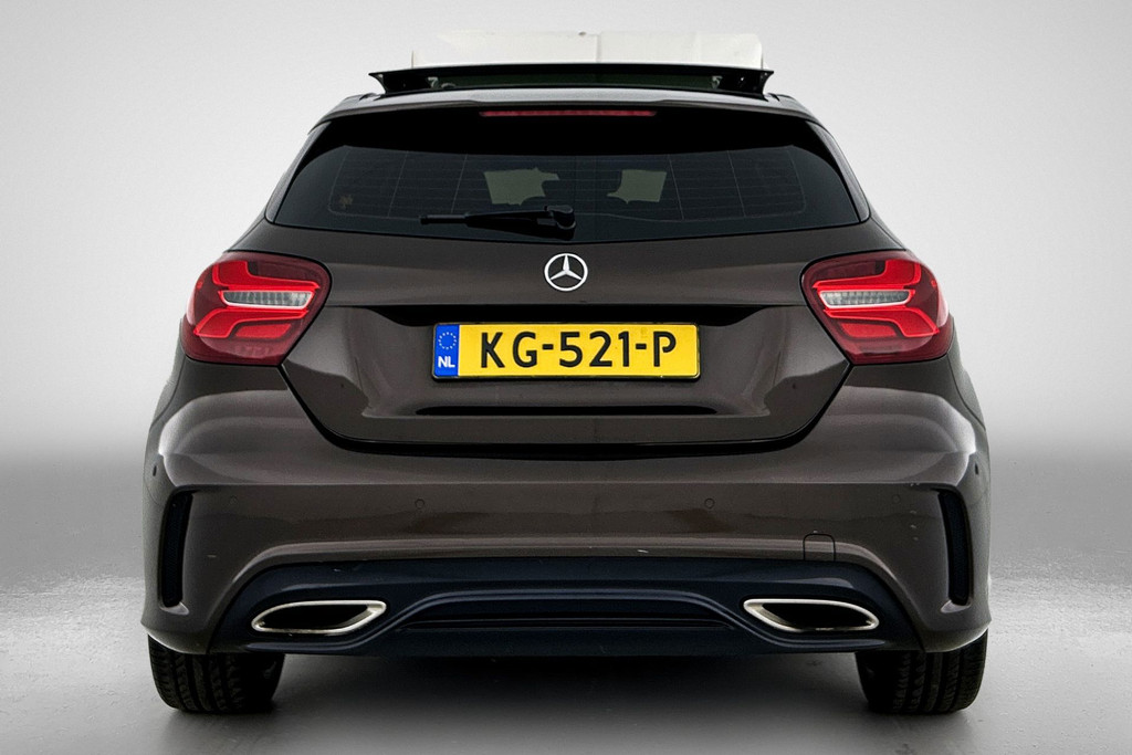 Mercedes-Benz A-Klasse 180 AMG Sport Automaat (PANORAMADAK, NAVIGATIE, PARKEERSENSOREN, SPORTSTOELEN) 48617727-9.jpg | Autocentrum Brabant Breda
