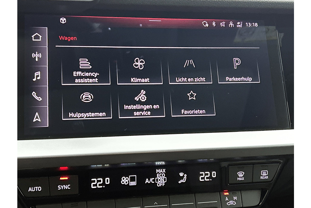 Audi A3 Limousine 30 TFSI Business edition (PANORAMADAK, ELEKT. WEGKLAPBARE TREKHAAK, SPORTSTOELEN, 1e EIGENAAR) 48622390-13.jpg | Autocentrum Brabant Breda