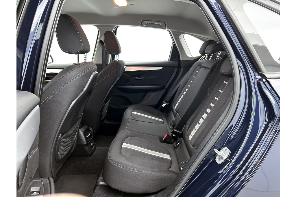 BMW 2 Serie Active Tourer 218i Executive Launch Edition(NL-auto, Dealer OnderH, Camera, Navi, Parkeersensoren, Sportstoelen, Etc) 48674611-15.jpg | Autocentrum Brabant Breda