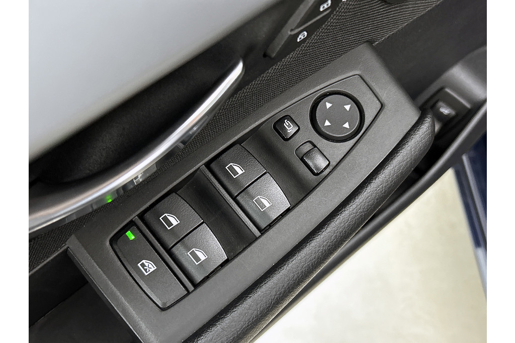 BMW 2 Serie Active Tourer 218i Executive Launch Edition(NL-auto, Dealer OnderH, Camera, Navi, Parkeersensoren, Sportstoelen, Etc) 48674611-21.jpg | Autocentrum Brabant Breda