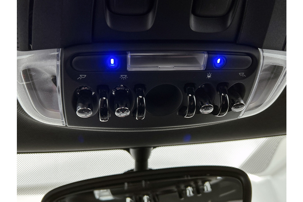 MINI Mini 1.5 Cooper JCW Chili Serious Business(NL-auto, Kuipstoelen, StoelV, Navi, Climate Con, Parkeersensoren, Etc) 48675227-30.jpg | Autocentrum Brabant Breda