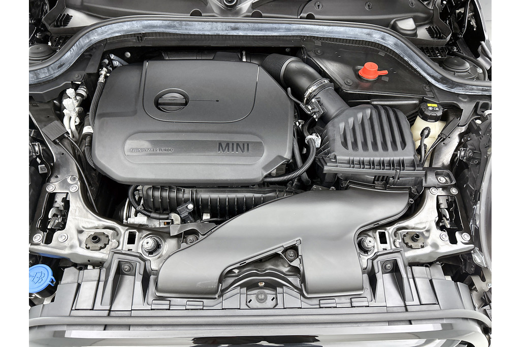 MINI Mini 1.5 Cooper JCW Chili Serious Business(NL-auto, Kuipstoelen, StoelV, Navi, Climate Con, Parkeersensoren, Etc) 48675227-33.jpg | Autocentrum Brabant Breda