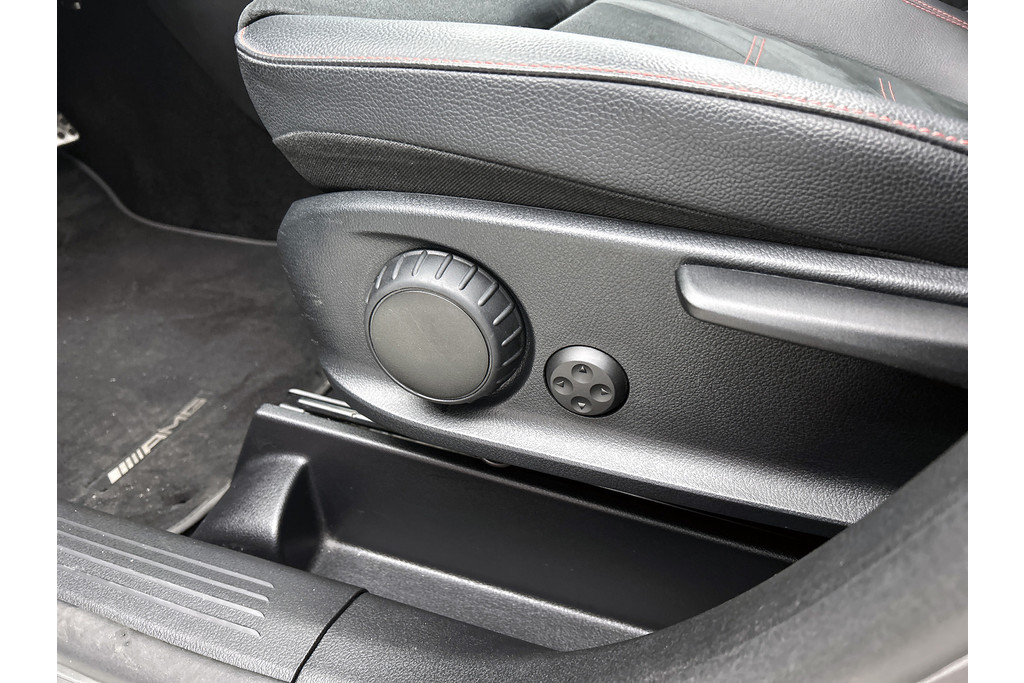 Mercedes-Benz B-Klasse 180 Business Solution AMG | SFEER | PANO | NL-AUTO | STOELVERW | CARPLAY | ACHTERCAM |ETC 48685163-14.jpg | Autocentrum Brabant Breda